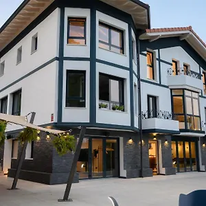 Neguetxea Boutique Hotel Guernica y Luno