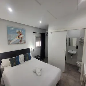 3* Guest house Ayz Frailes - Auto Check-in (adults Only)