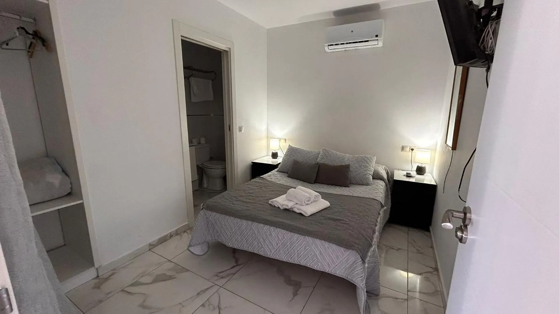 Guest house Pension Barlovento Malaga